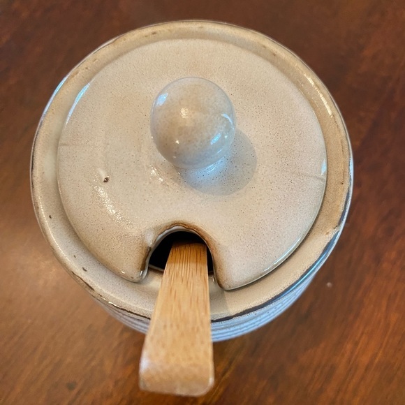 Bloomingville honey pot with dipping spoon - Picture 6 of 8